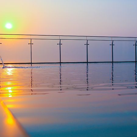ロザミア ダナン ホテル ダナン市 エクステリア 写真